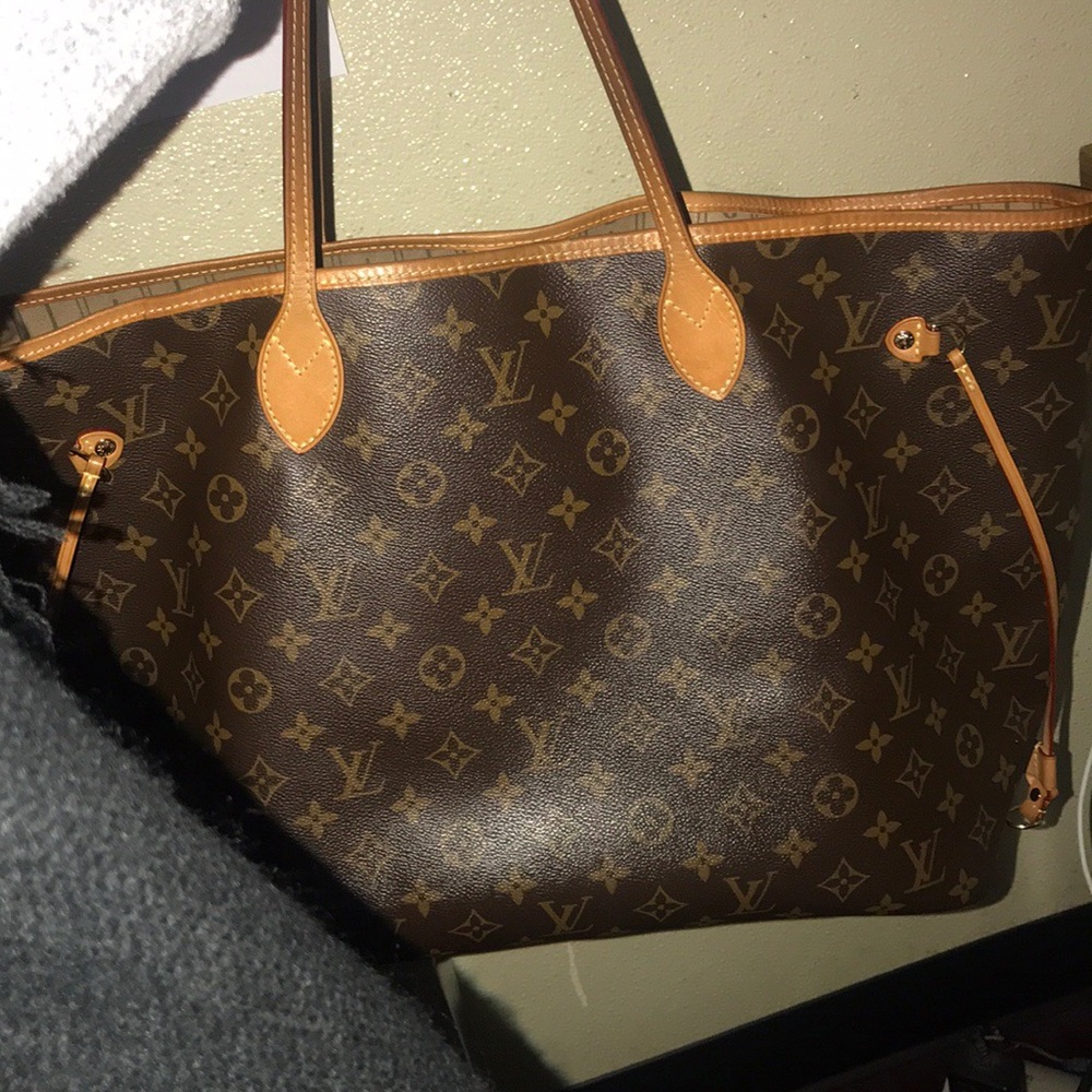 Louis Vuitton Neverfull